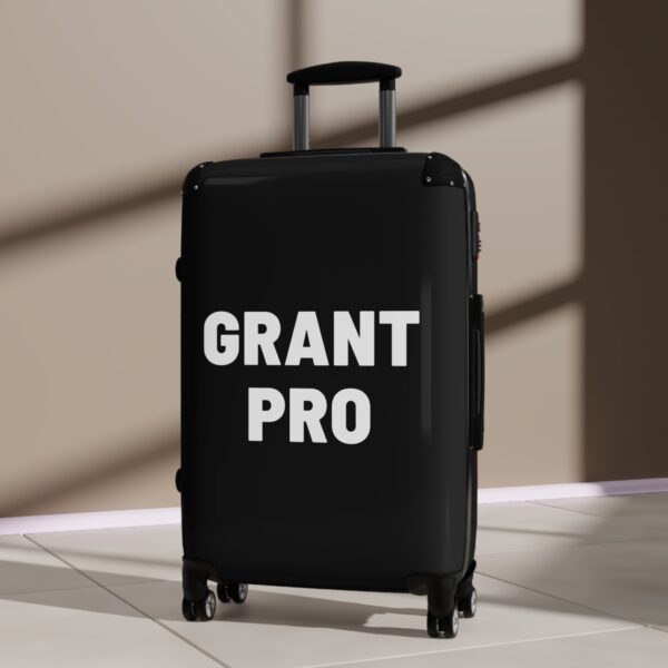 Black Grant Pro Suitcase - Image 4