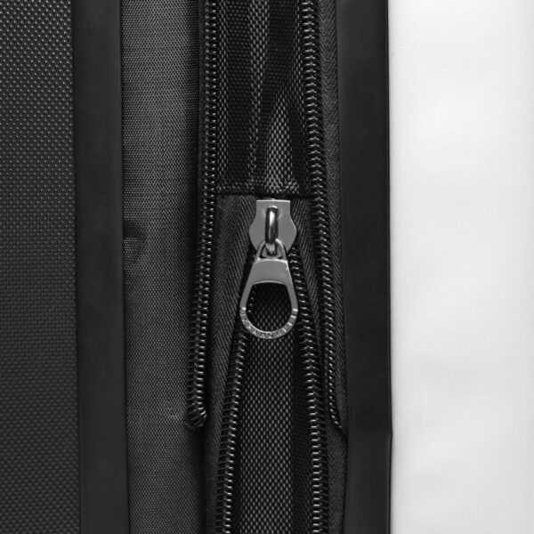 Black Grant Pro Suitcase - Image 25